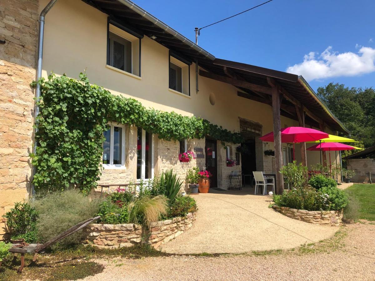 아르비니 La Ferme Du Bonheur B&B 외부 사진