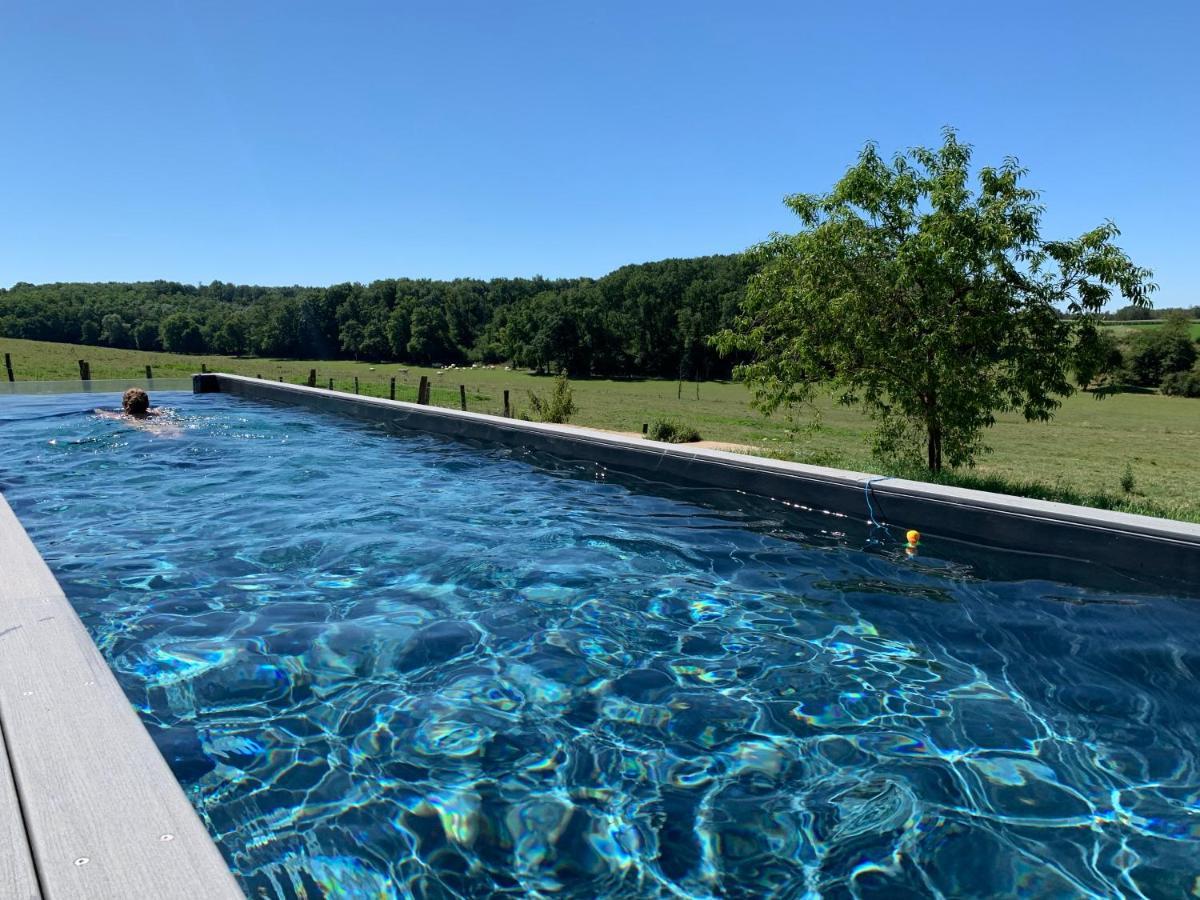 아르비니 La Ferme Du Bonheur B&B 외부 사진