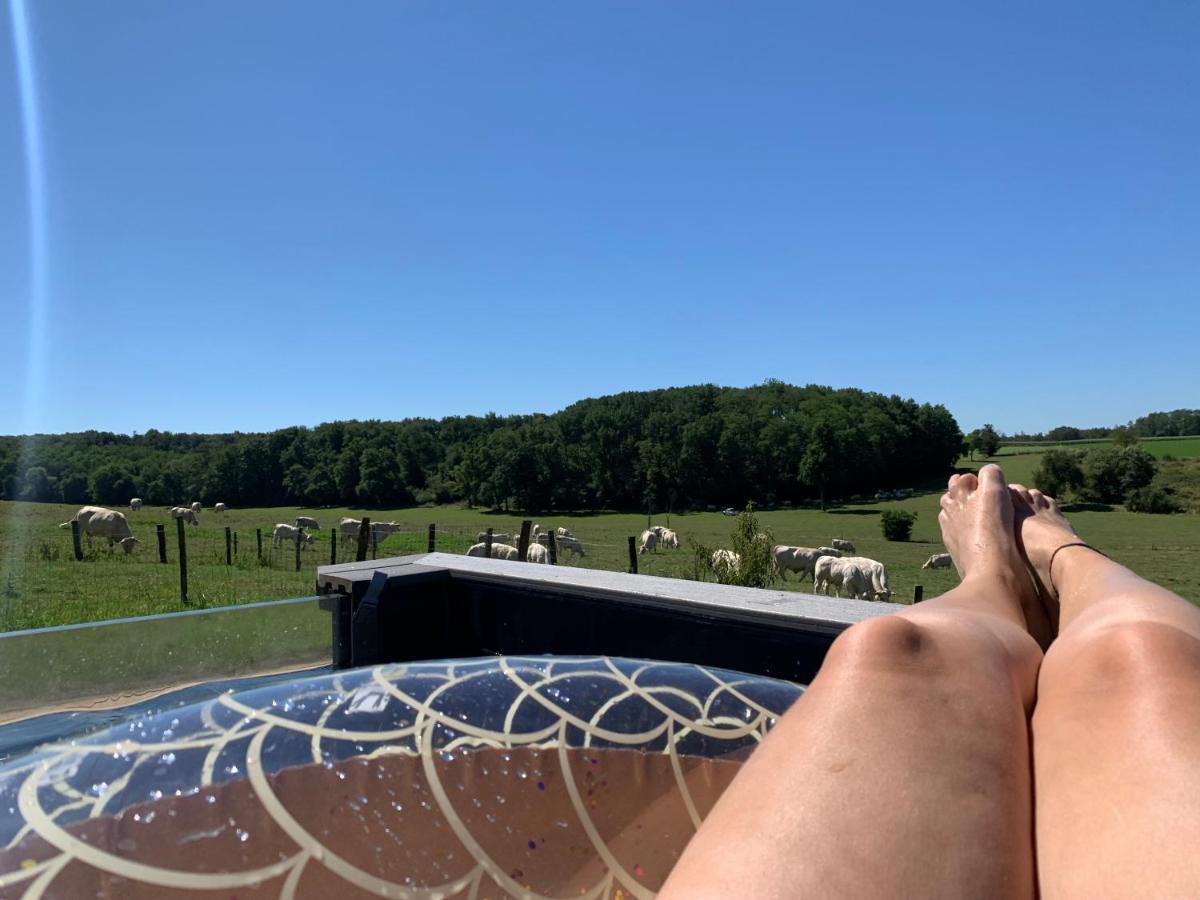 아르비니 La Ferme Du Bonheur B&B 외부 사진